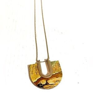Printed wood  Gold-Tone U-Shaped Stone Pendant Necklace